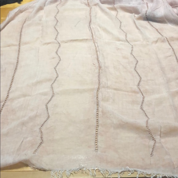 Cold Dyed Scarf - Picture 7 of 7